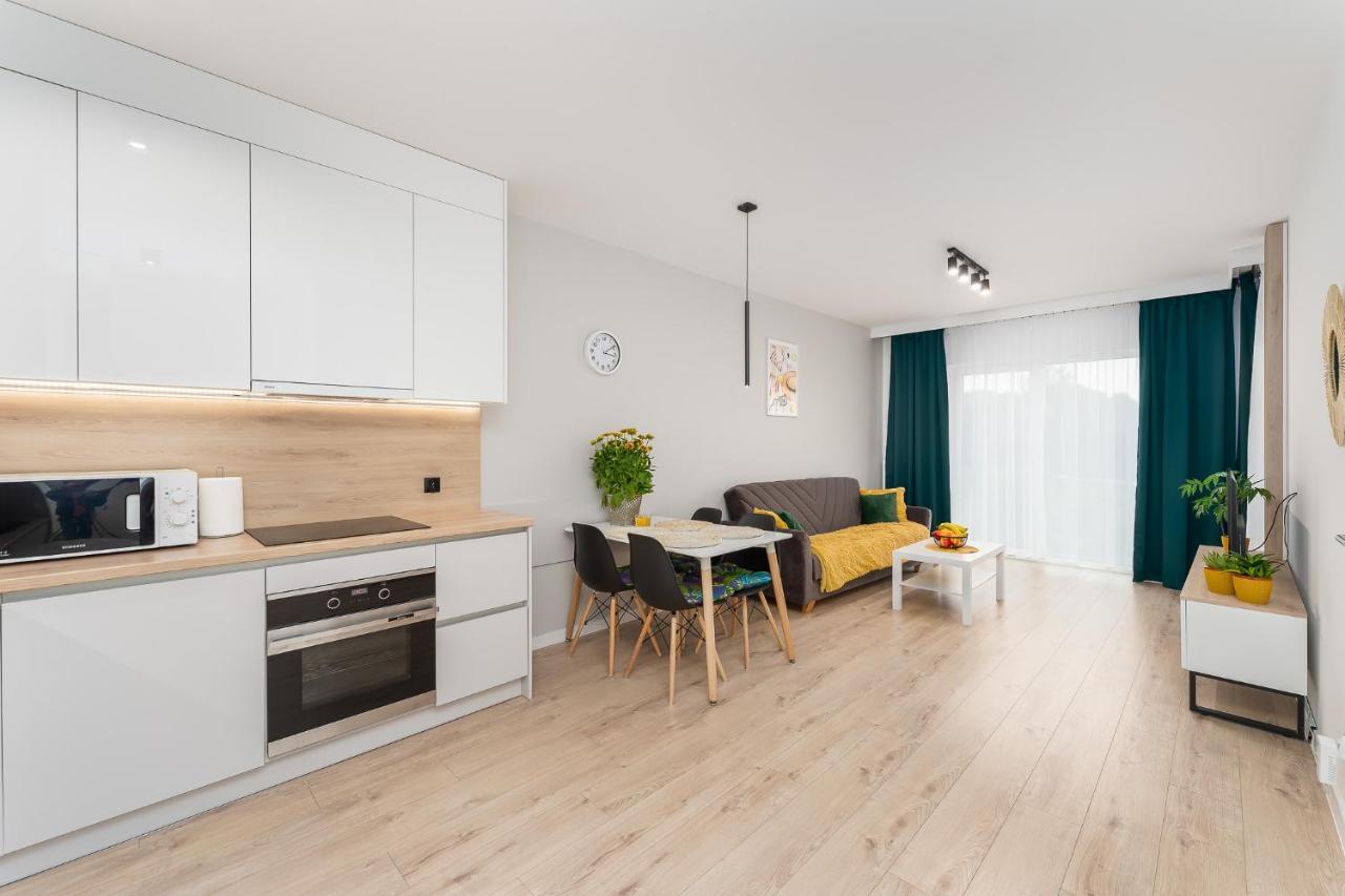 Apartamenty Promenada - Fredry 2 كولوبرزيغ المظهر الخارجي الصورة