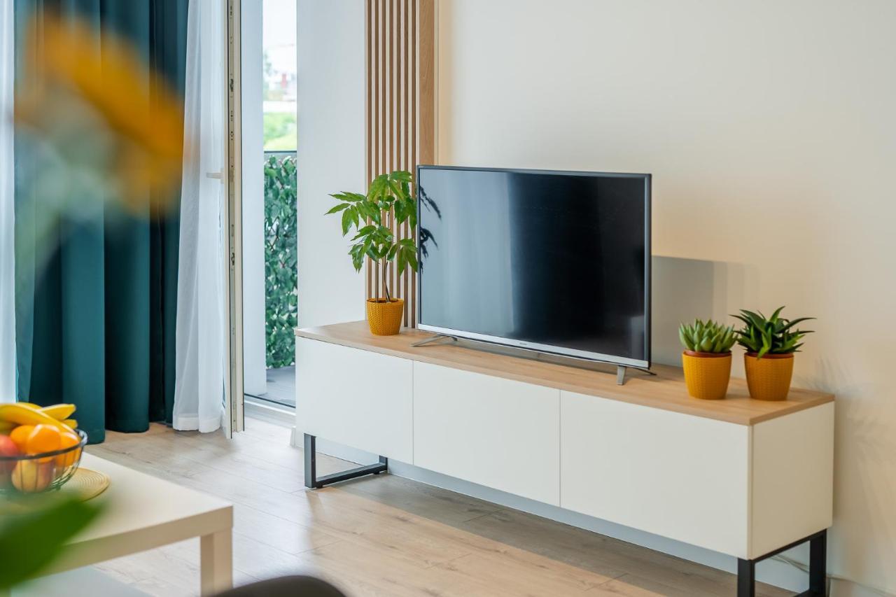 Apartamenty Promenada - Fredry 2 كولوبرزيغ المظهر الخارجي الصورة