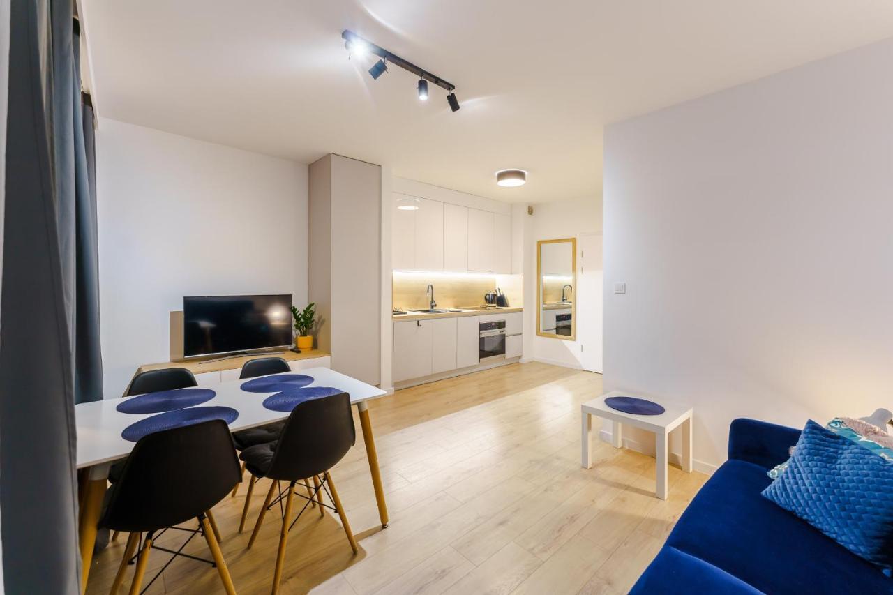 Apartamenty Promenada - Fredry 2 كولوبرزيغ المظهر الخارجي الصورة