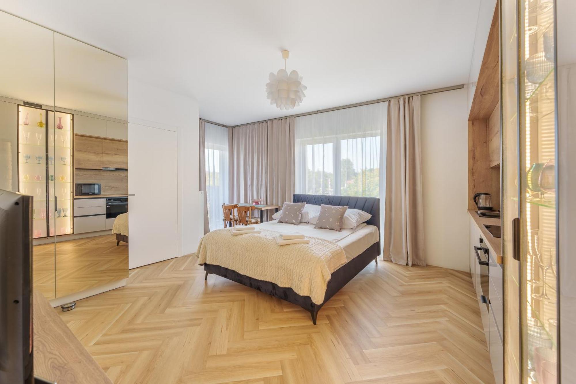 Apartamenty Promenada - Fredry 2 كولوبرزيغ المظهر الخارجي الصورة