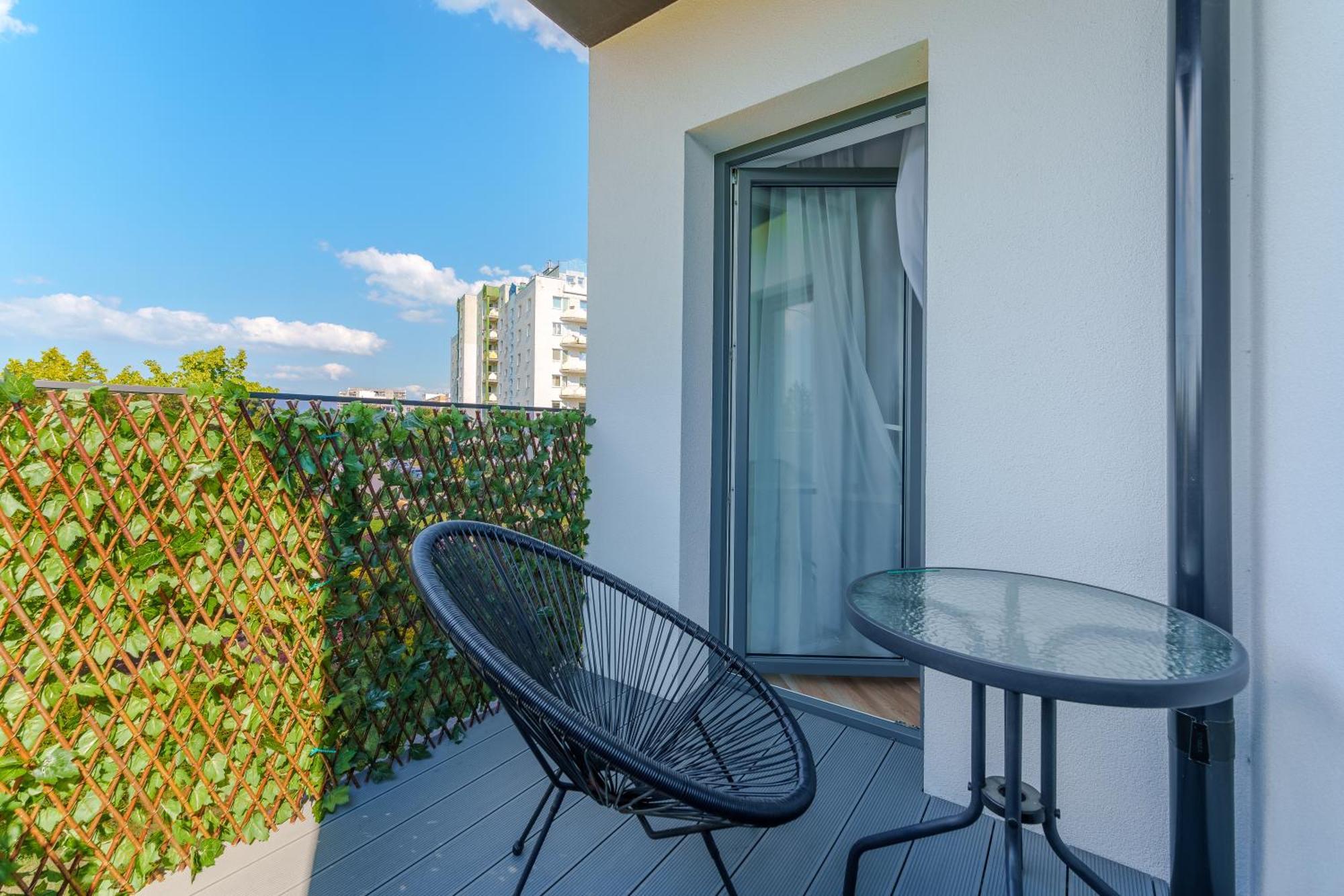 Apartamenty Promenada - Fredry 2 كولوبرزيغ المظهر الخارجي الصورة